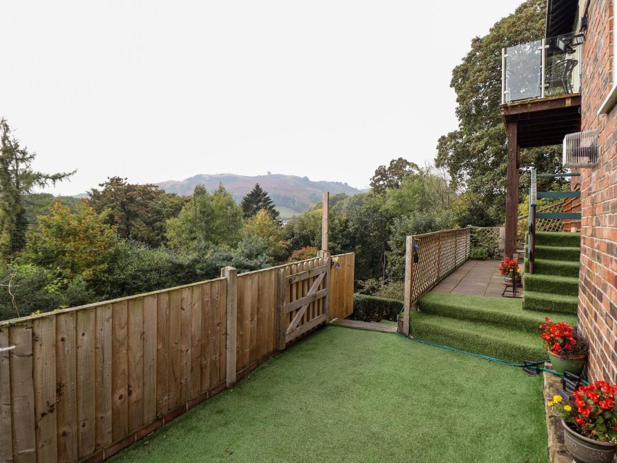 Westoe Hideaway Llangollen